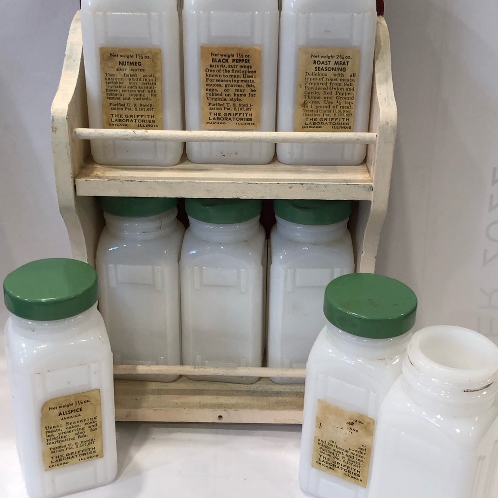 Vintage Griffith's Spice Jar Set In Holder Green Lids Used Milk White Rare-Read - Picture 10 of 16